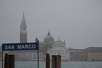 Een koude, mistige ochtend in Venetië