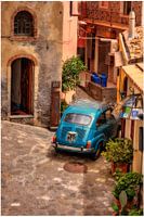 Taurmina Sicilia italie fiat 500 dans un village italien photo poster ou décoration murale