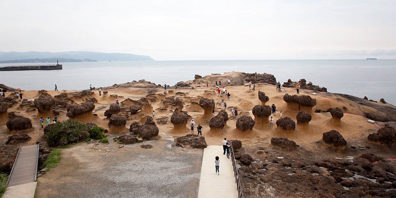 Panorama Yehliu Geopark Taiwan by Kees van Dun