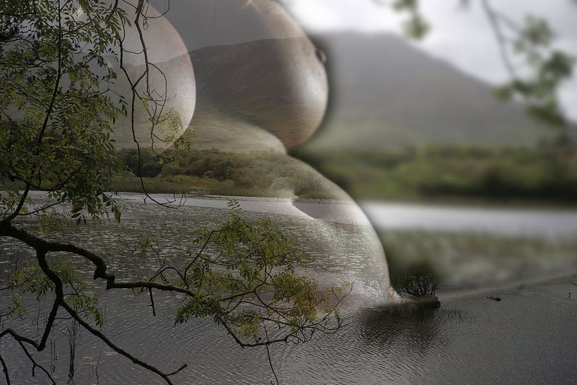 woman in landscape by Cor Heijnen