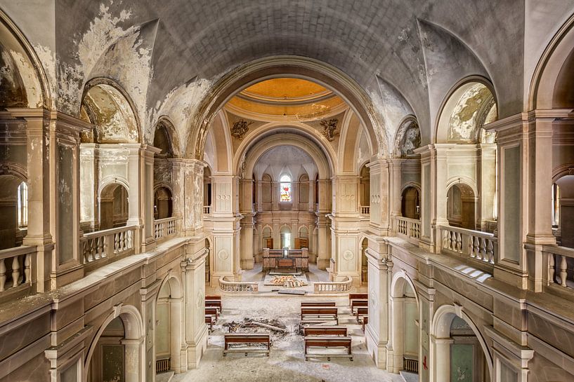 Lost Place - église abandonnée - chapelle par Gentleman of Decay