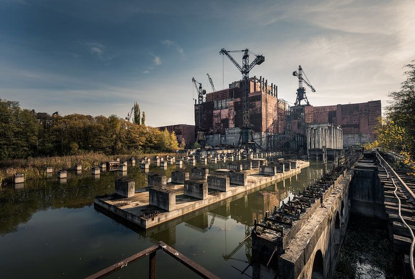 Unfinished unit 5 of the Chernobyl nuclear power plant by Robert Ruidl