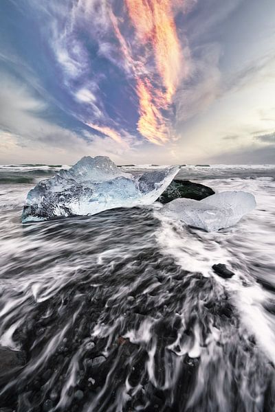 Ice block and waves by Ralf Lehmann