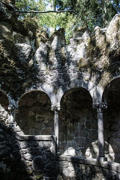 Puits d'initiation Quinta da Regaleira par Jessica Arends