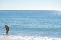 Zeus s'élève de la mer Méditerranée