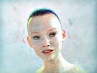 Frau mit blauem Haar