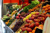 Frisches Obst und Gemüse auf dem Markt