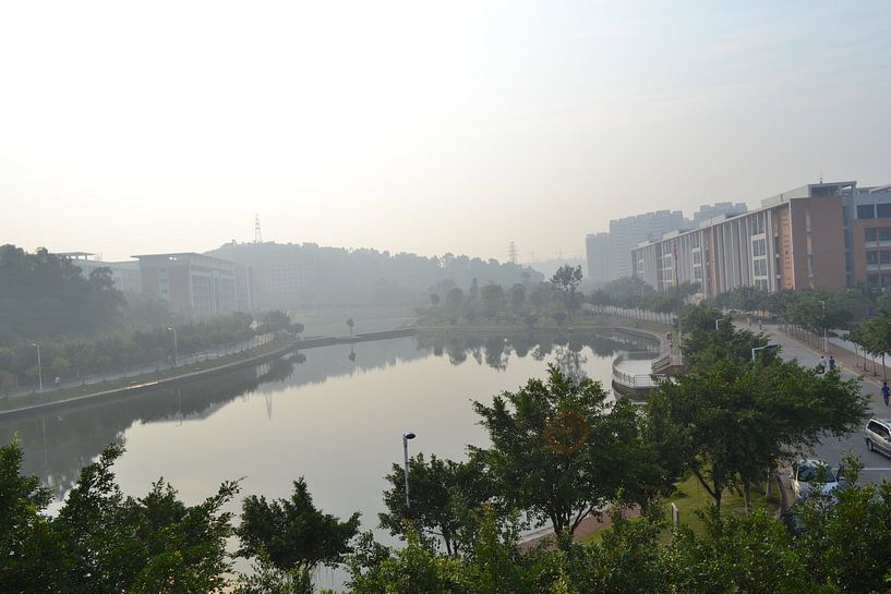 Guangzhou college grounds von Simone van der Heide