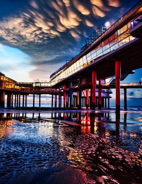 The Pier Scheveningen by Chris Koekenberg