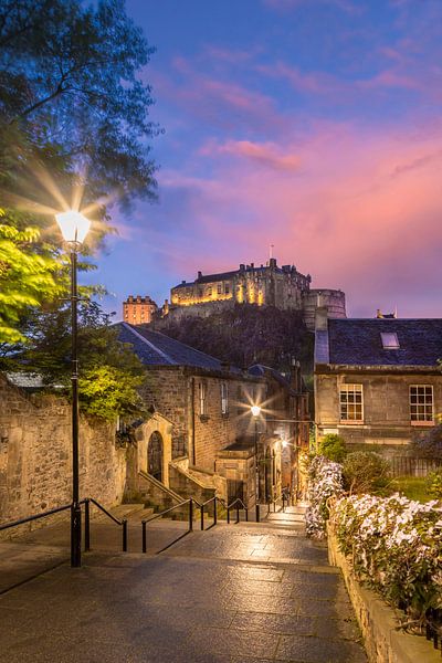 Sonnenuntergang am Edinburgh Castle von Melanie Viola
