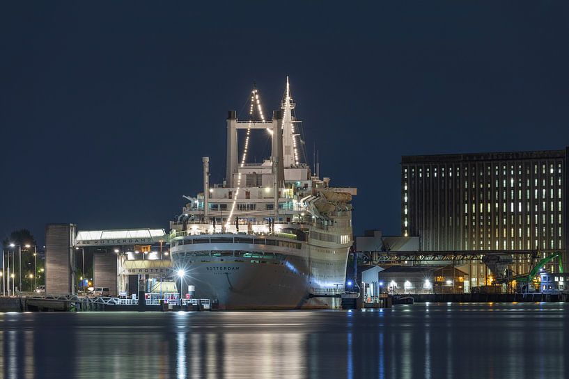 Das Heck der ss Rotterdam in Rotterdam Katendrecht von MS Fotografie | Marc van der Stelt