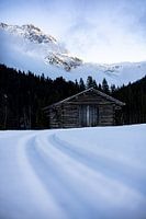 Österreichische Blockhütte im Winter