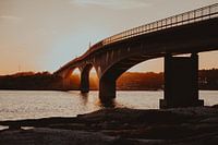 Rökan Bryggan Brücke Schweden bei Sonnenuntergang