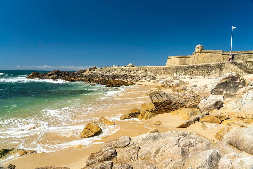 Beach and fort in Vila do Conde, Portugal by Peter Schickert