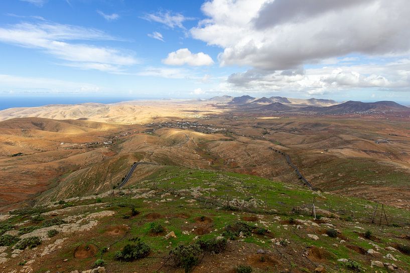 Vue panoramique depuis le point de vue Mirador Morro Velosa à Fuerteventura par Reiner Conrad