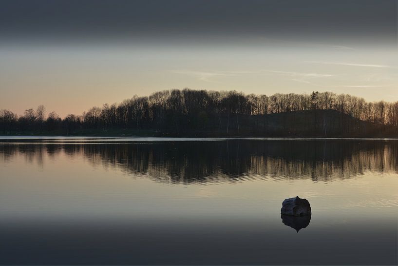 Stille Am See I von Lena Weisbek