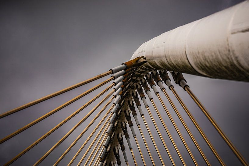 Centre by Dieter Ludorf