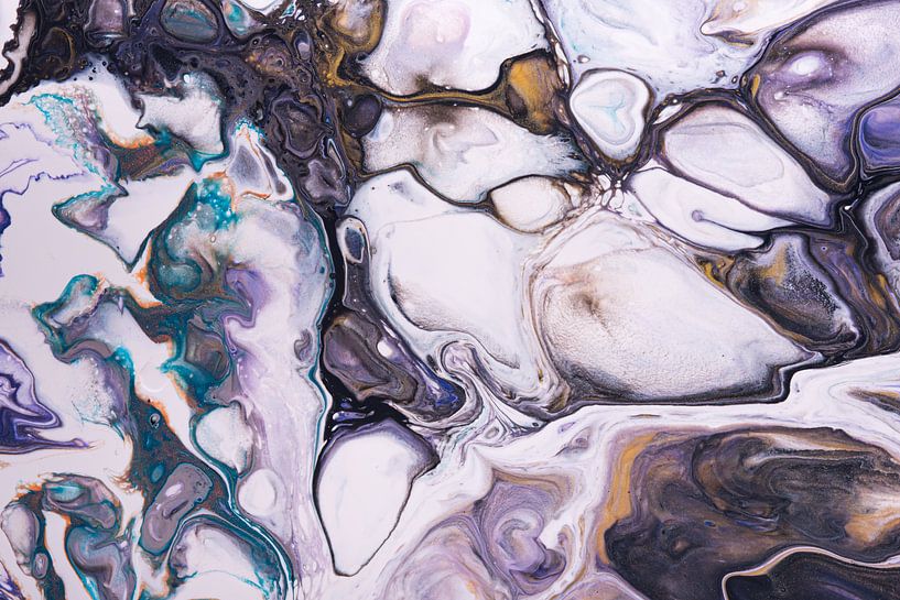 Liquid colors: white, cyan, purple, black by Marjolijn van den Berg