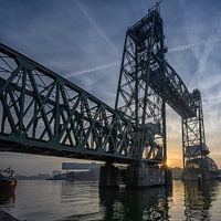 Sonnenaufgang hinter dem Hef, Rotterdam