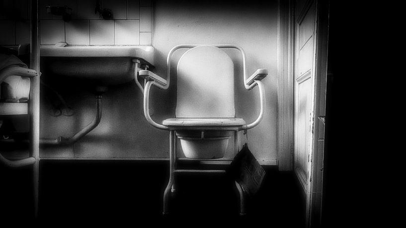 Medical bowel movement chair by Faucon Alexis