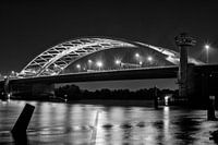 Brienenoordbrug bij nacht