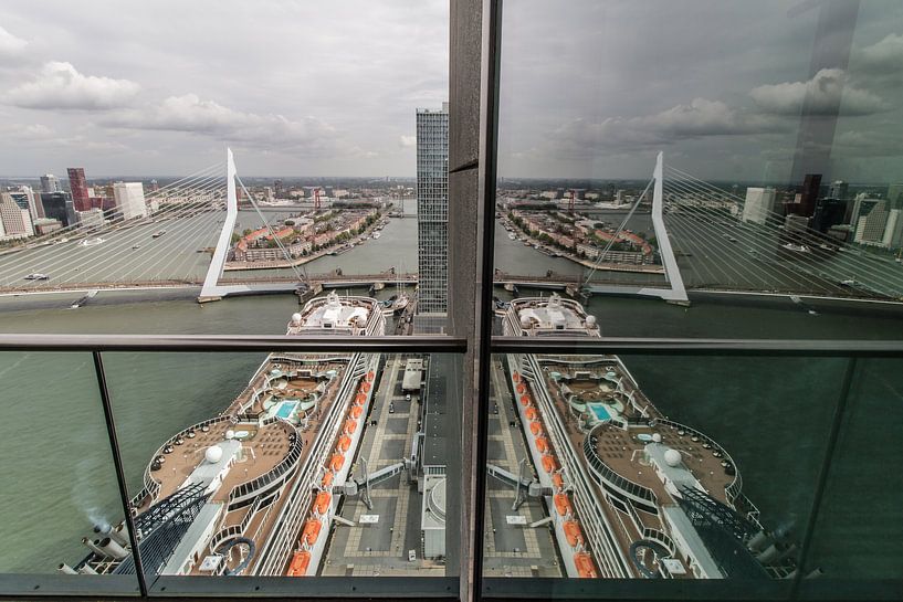 Miroir, miroir sur le mur par Peter Hooijmeijer