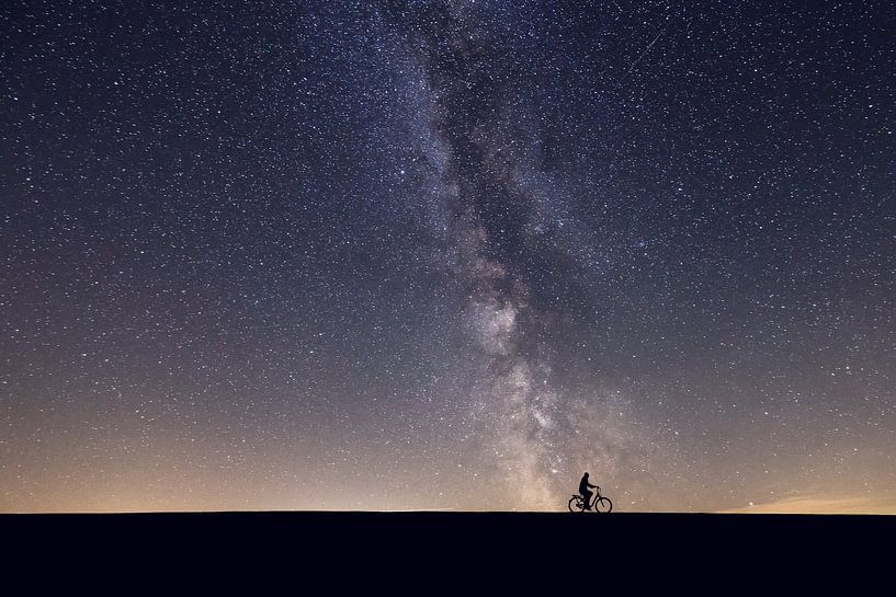 Starry skies and cyclists by Oliver Henze