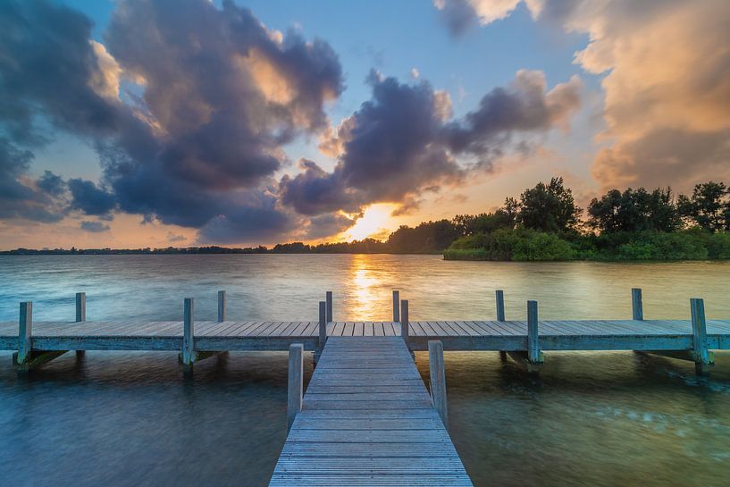 Dutch polder landscape and sunset by Original Mostert Photography