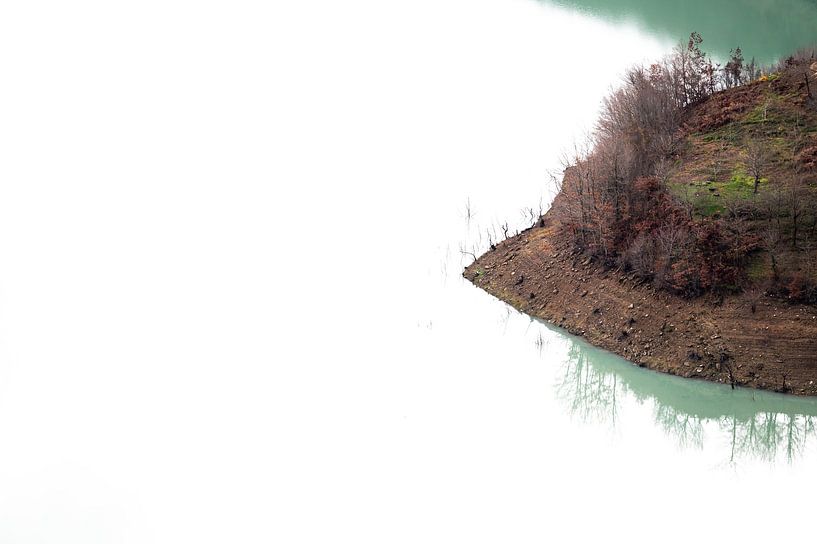 Montagnes dans le lac par Werner Lerooy