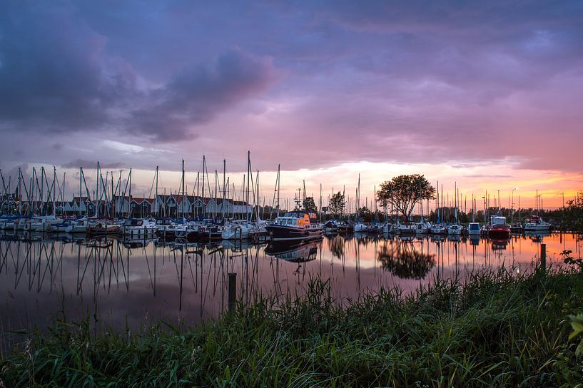 Hollandse luchten boven de jachthaven von Inge Jansen