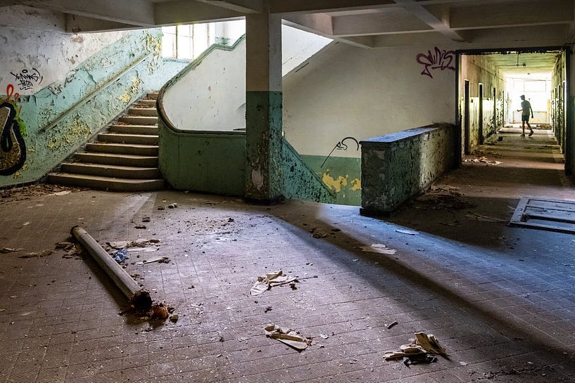 Exploring Krampnitz Barracks by Evert Jan Luchies