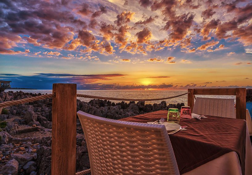 Tafel met uitzicht von Mario Calma