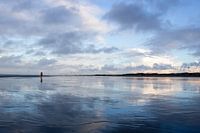 Marcher jusqu'à l'horizon sur la plage de 't Schier