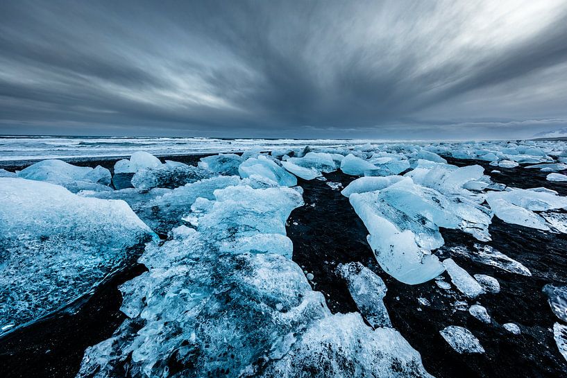 Ice floe beach at Jokulsarlon (Diamond Beach) by Martijn Smeets