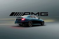 Mercedes E63.S AMG Blau Gelb