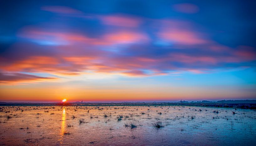 Wad Sunset by Reint van Wijk