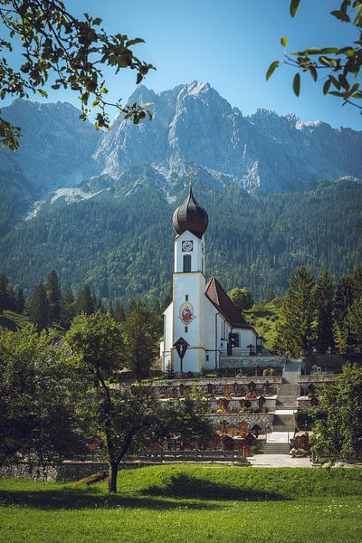 Fairytale church by Jasper van der Vos