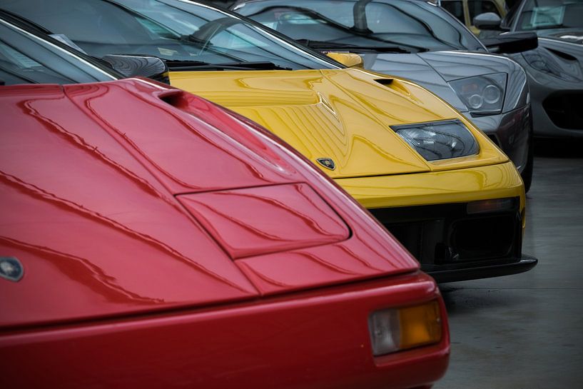 Lamborghini Diablo rouge et jaune par Patrick Verhoef