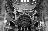 Im Inneren der Kirche