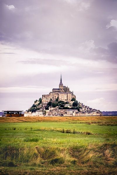 Le Mont-Saint-Michel, la Merveille de l'Occident. Patrimoine mondial de l'Unesco par Made by Voorn