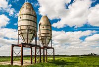 Silo's op het land