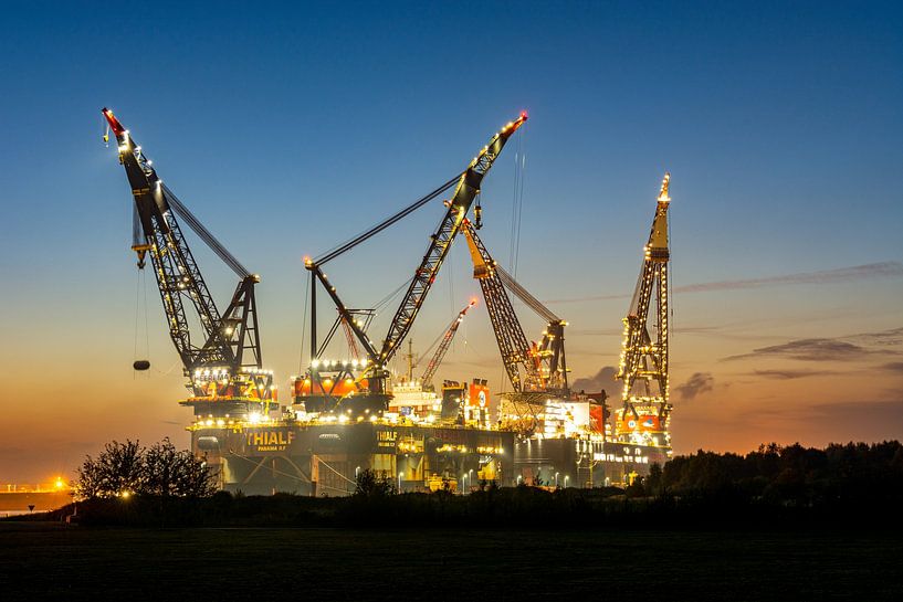Thialf en Sleipnir in het callandkanaal van Arthur Bruinen