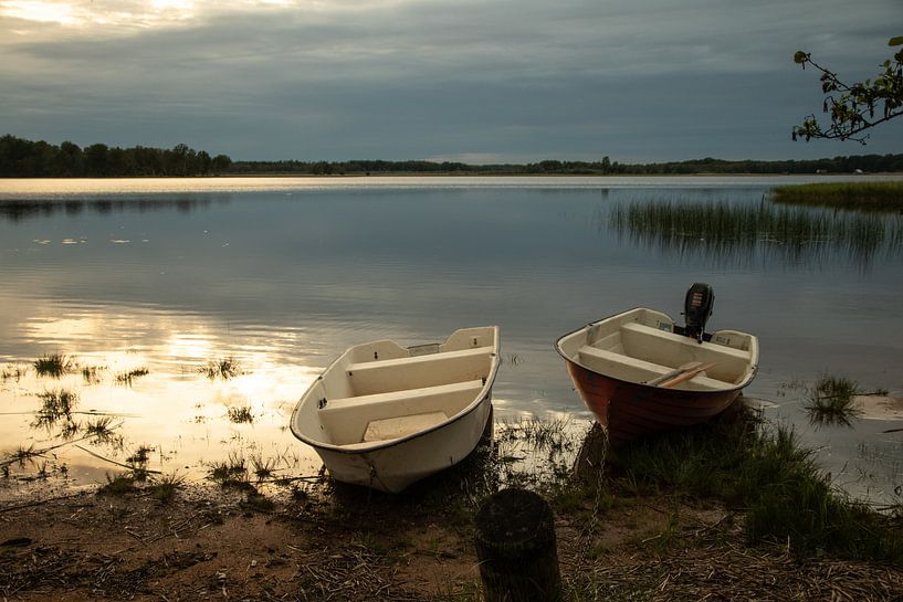Boats at the lake by Evelien van der Horst