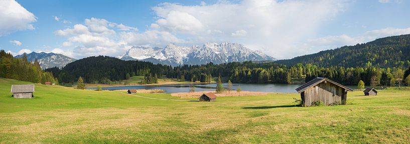 Prairies maigres au lac Gerold avec vue sur les montagnes de Karwendel par SusaZoom