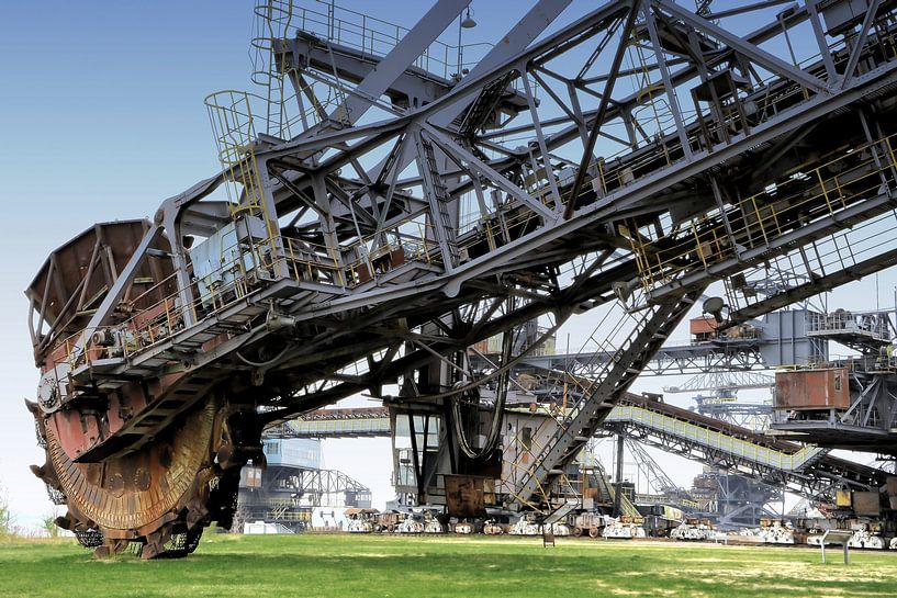 Ehemalige Kohlebagger im früheren Tagebau Golpa-Nord bei Gräfenhainichen von Heiko Kueverling