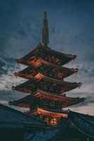 Senso-ji pagoda in Tokyo (Japan) during sunset