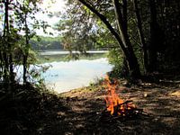 KAMPVUUR WATER UITZICHT