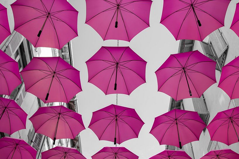 umbrella, umbrella&#039;s, umbrella ceiling, umbrella decor by M. B. fotografie