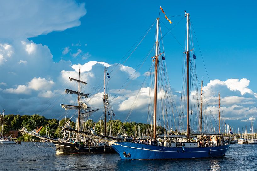 Segelschiffe auf der Hanse Sail in Rostock par Rico Ködder
