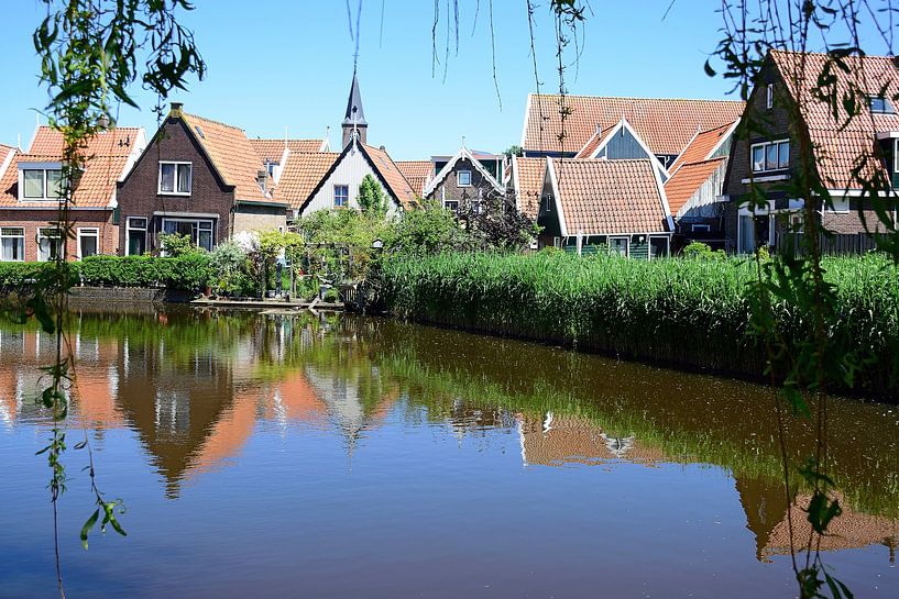 Peaceful near the water by Frank's Awesome Travels